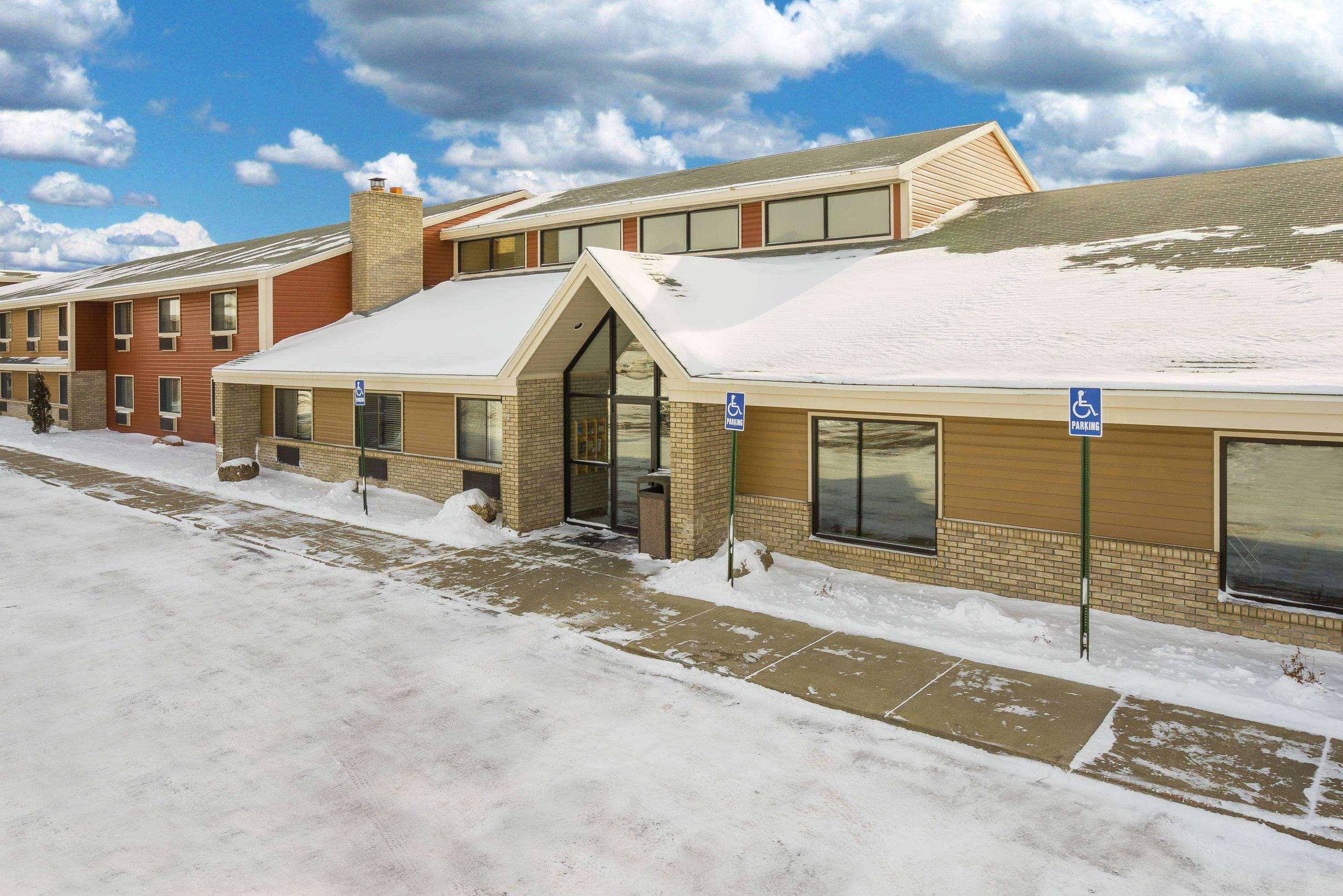 Econo Lodge Sioux Falls Empire Mall Exterior photo